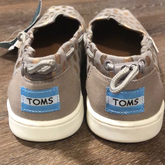 TOMS New With Tags - Picture 3 of 4